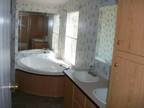 177 Pleasant Dr, Cascade, VA 24069 photo 6