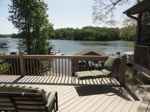 61 Windtree Pointe Dr, Moneta, VA 24121 photo 38