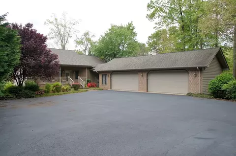61 Windtree Pointe Dr, Moneta, VA 24121 photo 31