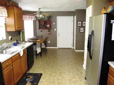 4170 Daugherty Rd, Salem, VA 24153 photo 6