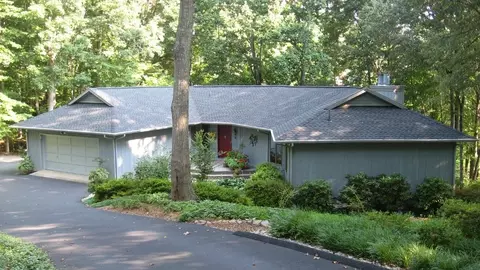 117 Osprey Ln, Moneta, VA 24121 photo 1