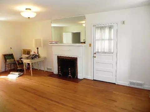1719 Devon Rd SW, Roanoke, VA 24015 photo 4