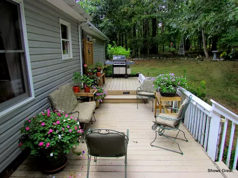 208 Brookledge Dr, Vinton, VA 24179 photo 2