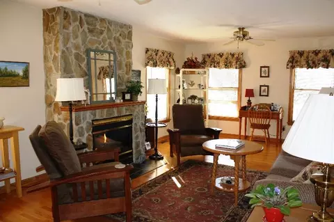 208 Brookledge Dr, Vinton, VA 24179 photo 6