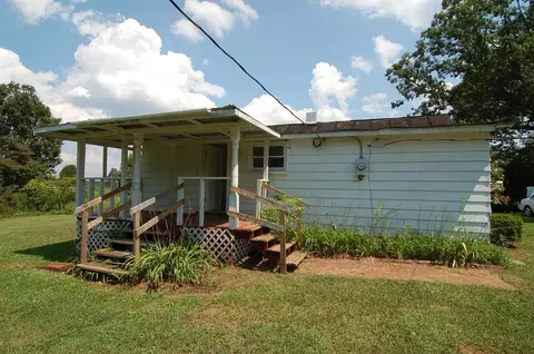 9399 Goodview Rd, Goodview, VA 24095 photo 6