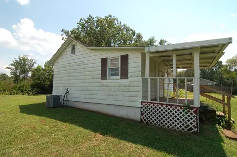 9399 Goodview Rd, Goodview, VA 24095 photo 4