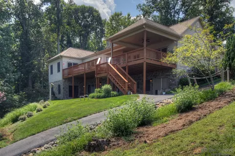 910 Back Nine Dr, Moneta, VA 24121 photo 38