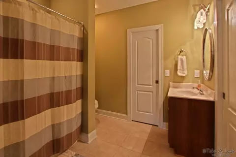 910 Back Nine Dr, Moneta, VA 24121 photo 30