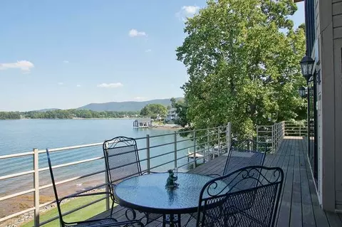 560 Silver Tee Dr, Penhook, VA 24137 photo 3