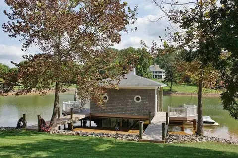 175 Milestone Ln, Penhook, VA 24137 photo 38