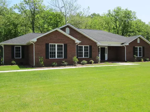 2945 Green Hill Dr, Salem, VA 24153 photo 1