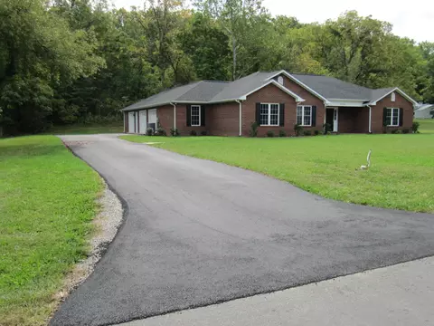 2945 Green Hill Dr, Salem, VA 24153 photo 3