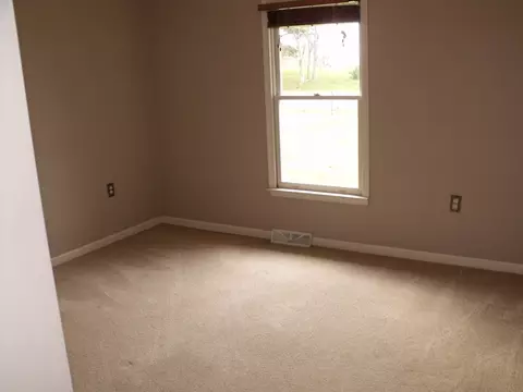 1041 Rock Spring Rd, Goodview, VA 24095 photo 12