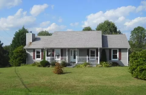 1041 Rock Spring Rd, Goodview, VA 24095 photo 2