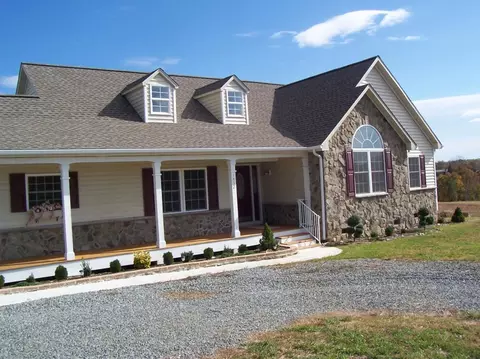 3852 Hatchett Rd, Penhook, VA 24137 photo 2