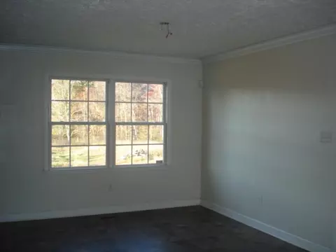 8112 Grassland Dr, Sandy Level, VA 24161 photo 4