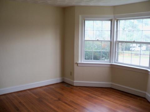 304 Juniper St NW, Roanoke, VA 24017 photo 2