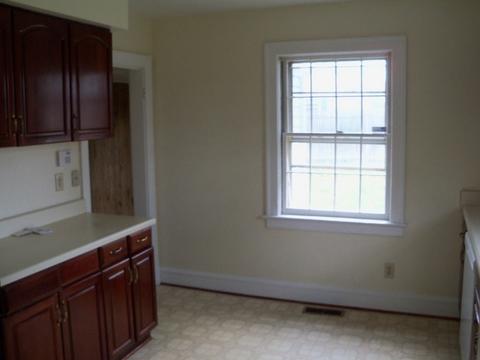 304 Juniper St NW, Roanoke, VA 24017 photo 5