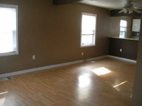 1031 Ray Rd SE, Roanoke, VA 24014 photo 3