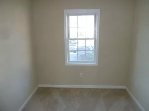 208 Eugene Dr NW, Roanoke, VA 24017 photo 12