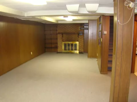 120 Frontier Rd, Roanoke, VA 24012 photo 4