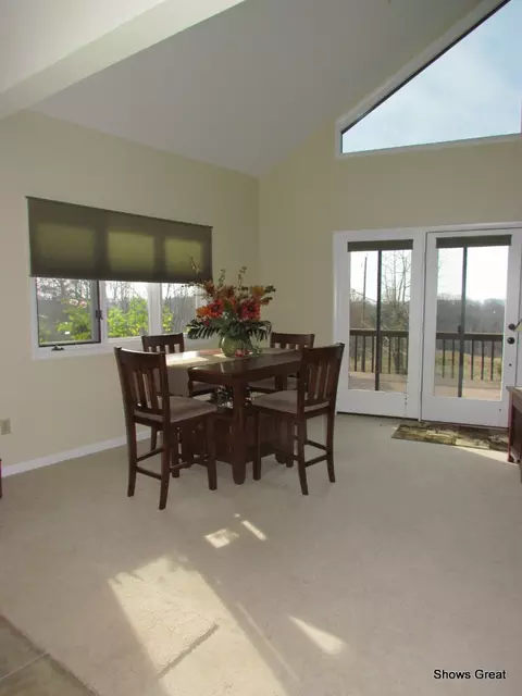 1069 Meador Rd, Goodview, VA 24095 photo 11