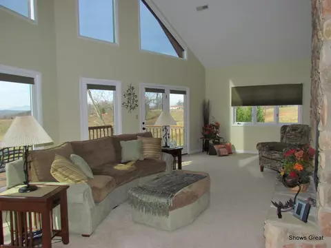 1069 Meador Rd, Goodview, VA 24095 photo 5