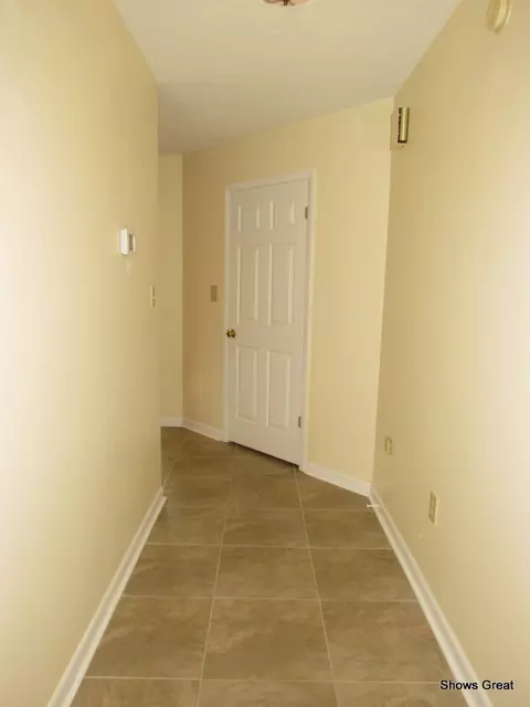 1069 Meador Rd, Goodview, VA 24095 photo 17