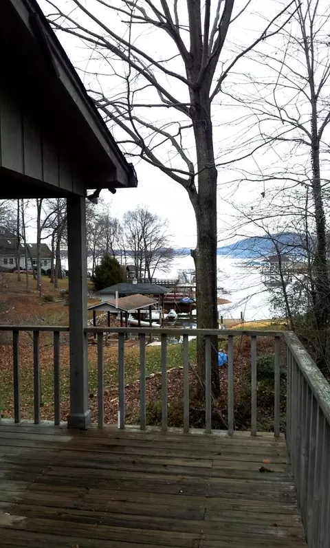 5666 Smith Mountain Rd, Penhook, VA 24137 photo 5