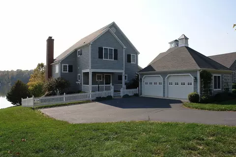 125 Sconset Dr, Penhook, VA 24137 photo 1