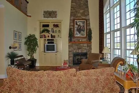 100 Blackwater Cir, Penhook, VA 24137 photo 5