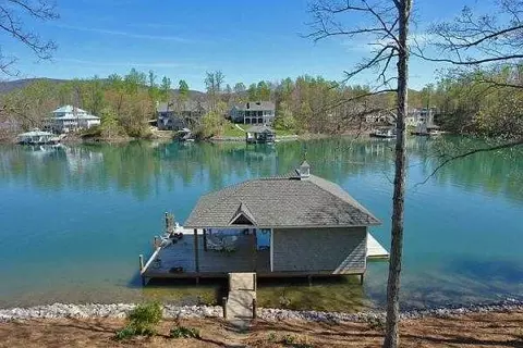 100 Blackwater Cir, Penhook, VA 24137 photo 13