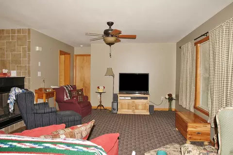 4906 Stanley Farm Rd, Salem, VA 24153 photo 12