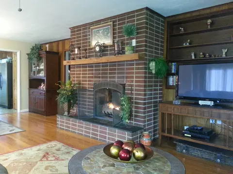20149 Main St, Buchanan, VA 24066 photo 3
