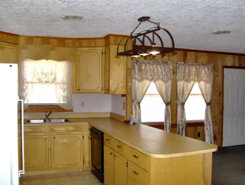 103 Windy Hill Ct, Sandy Level, VA 24161 photo 8