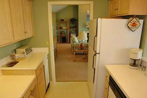 411 Marina Bay Dr #312, Penhook, VA 24137 photo 15
