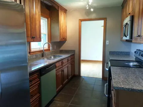 402 Elden Ave, Roanoke, VA 24019 photo 4