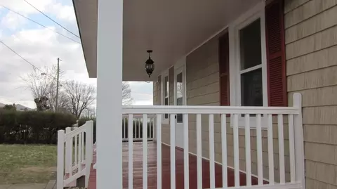 80 Pendleton St, Rocky Mount, VA 24151 photo 3
