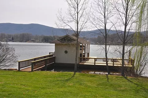 65 Sandy Edge Cir, Penhook, VA 24137 photo 27