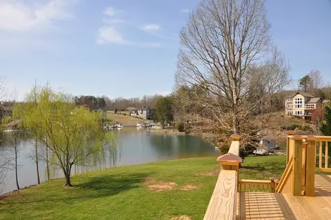 65 Sandy Edge Cir, Penhook, VA 24137 photo 10