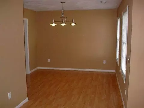2345 Oakleaf Dr NW, Roanoke, VA 24017 photo 10