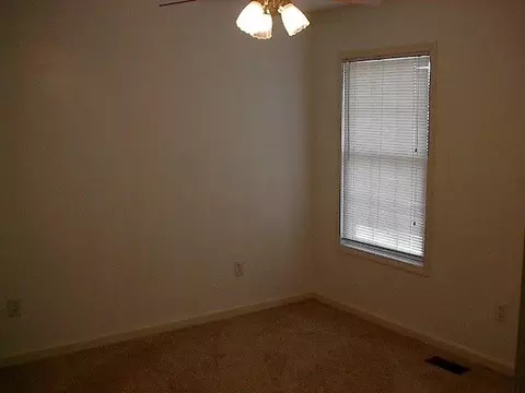 2345 Oakleaf Dr NW, Roanoke, VA 24017 photo 22