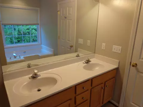 2345 Oakleaf Dr NW, Roanoke, VA 24017 photo 29