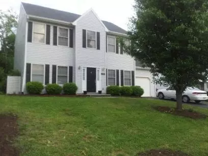 2345 Oakleaf Dr NW, Roanoke, VA 24017 photo 1