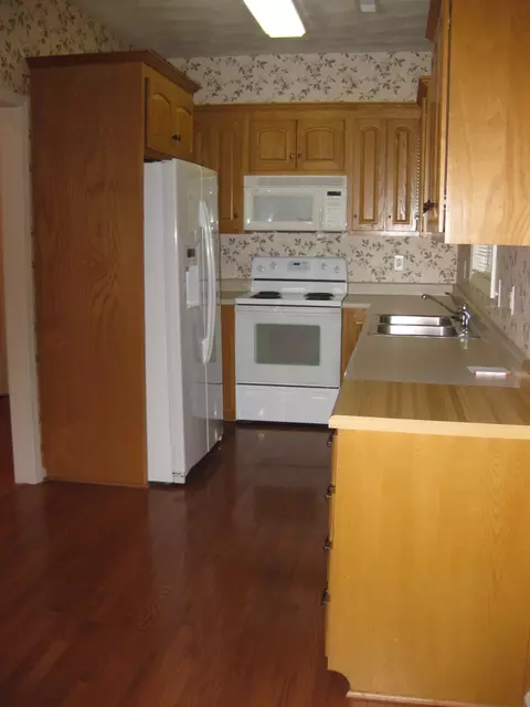 1955 Millbridge Rd, Salem, VA 24153 photo 3