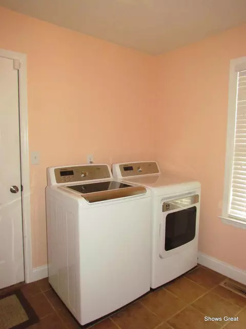 4170 Goodview Rd, Goodview, VA 24095 photo 16