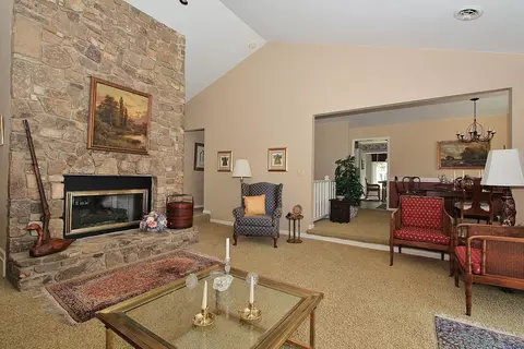 117 Windward Dr, Moneta, VA 24121 photo 11
