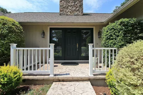117 Windward Dr, Moneta, VA 24121 photo 5