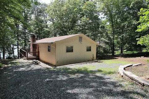 303 Tulip Tree Ln, Moneta, VA 24121 photo 6