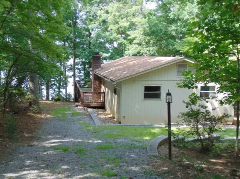 303 Tulip Tree Ln, Moneta, VA 24121 photo 58